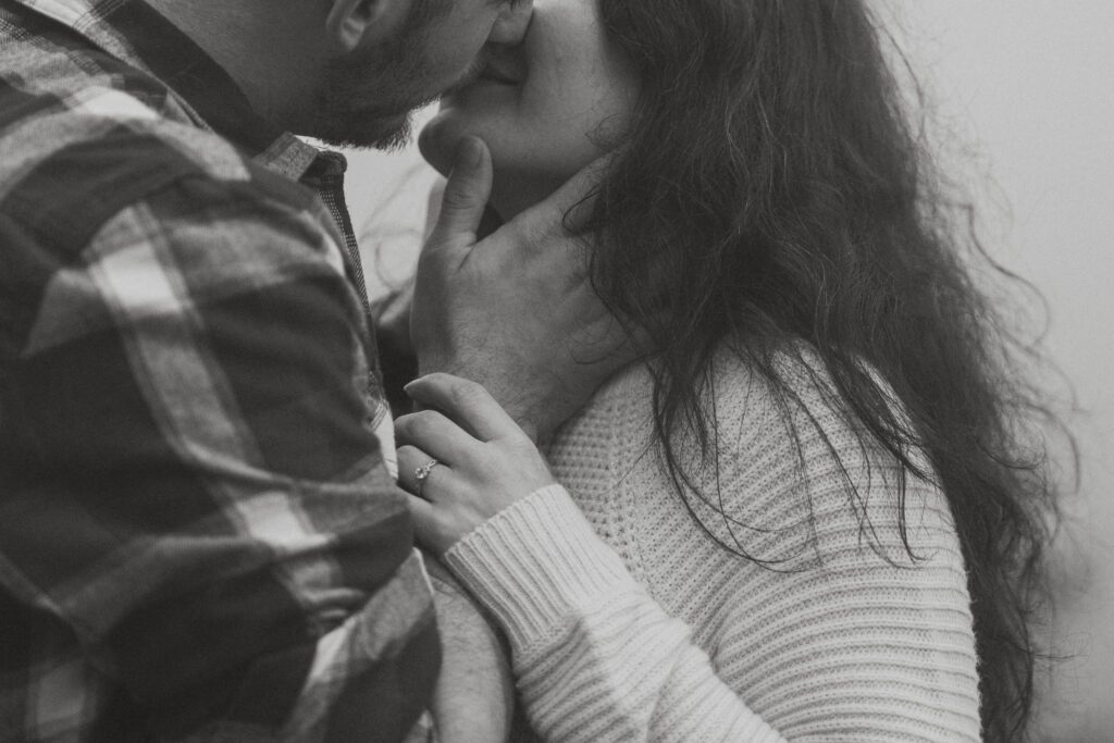 Engagement session at Little Mountain by Latitude 49 photography