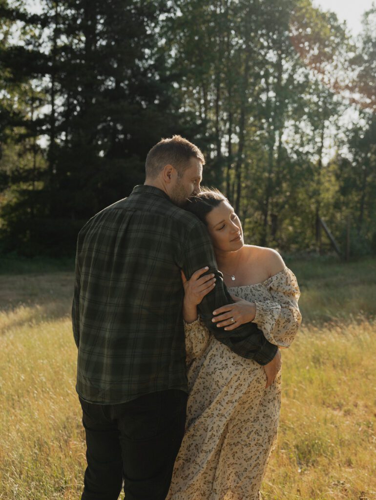 Maternity session in Comox by Latitude 49 photography