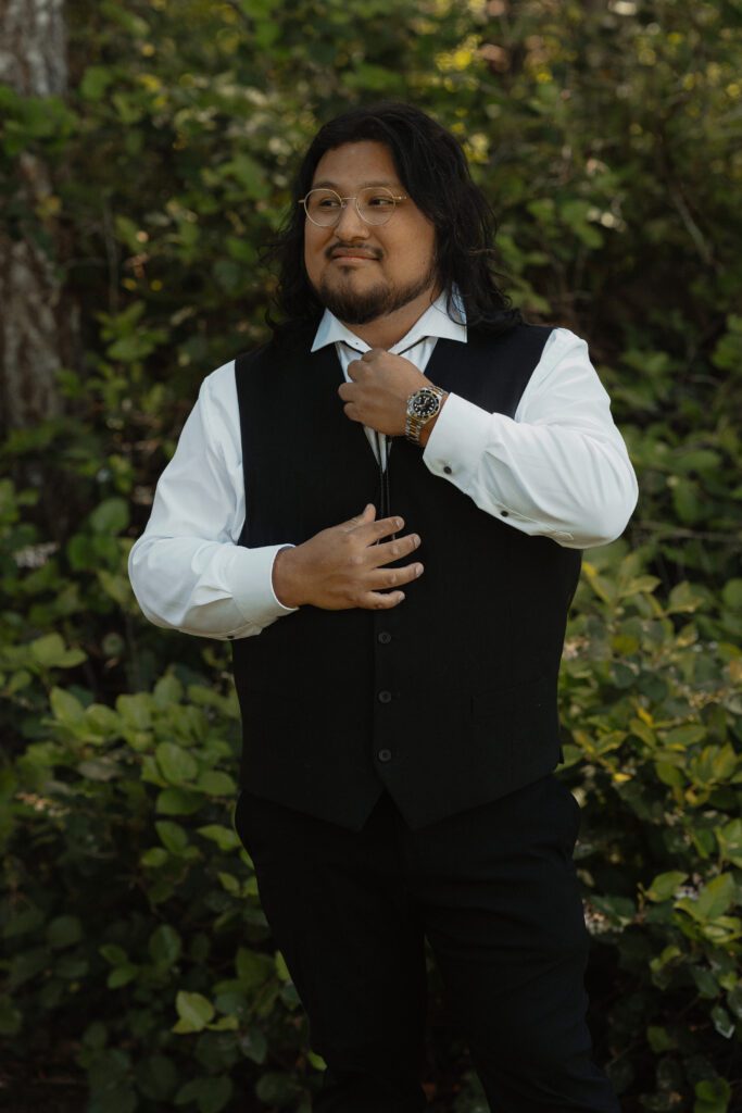 Groom portraits during his back yard wedding in Merville by latitude 49 photography