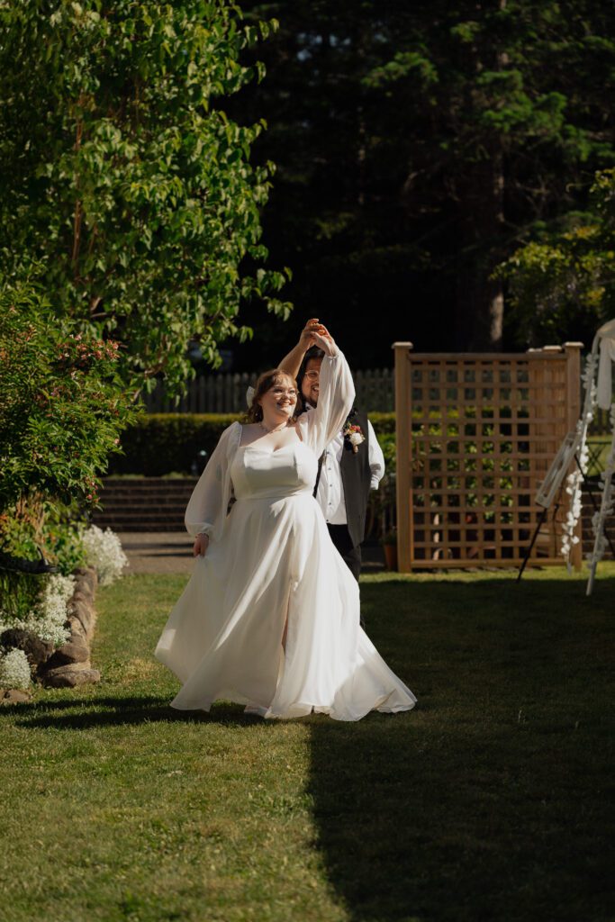 first dance during a back yard wedding in Merville by latitude 49 photography