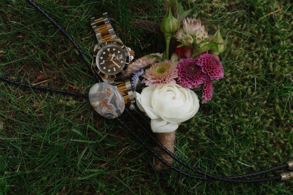 details photos during a back yard wedding in Merville by latitude 49 photography