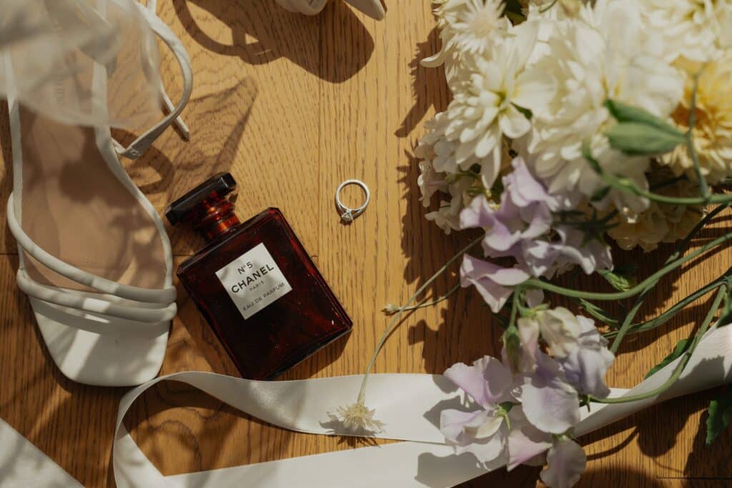 details photo for a wedding in Saanichton by latitude 49 photography