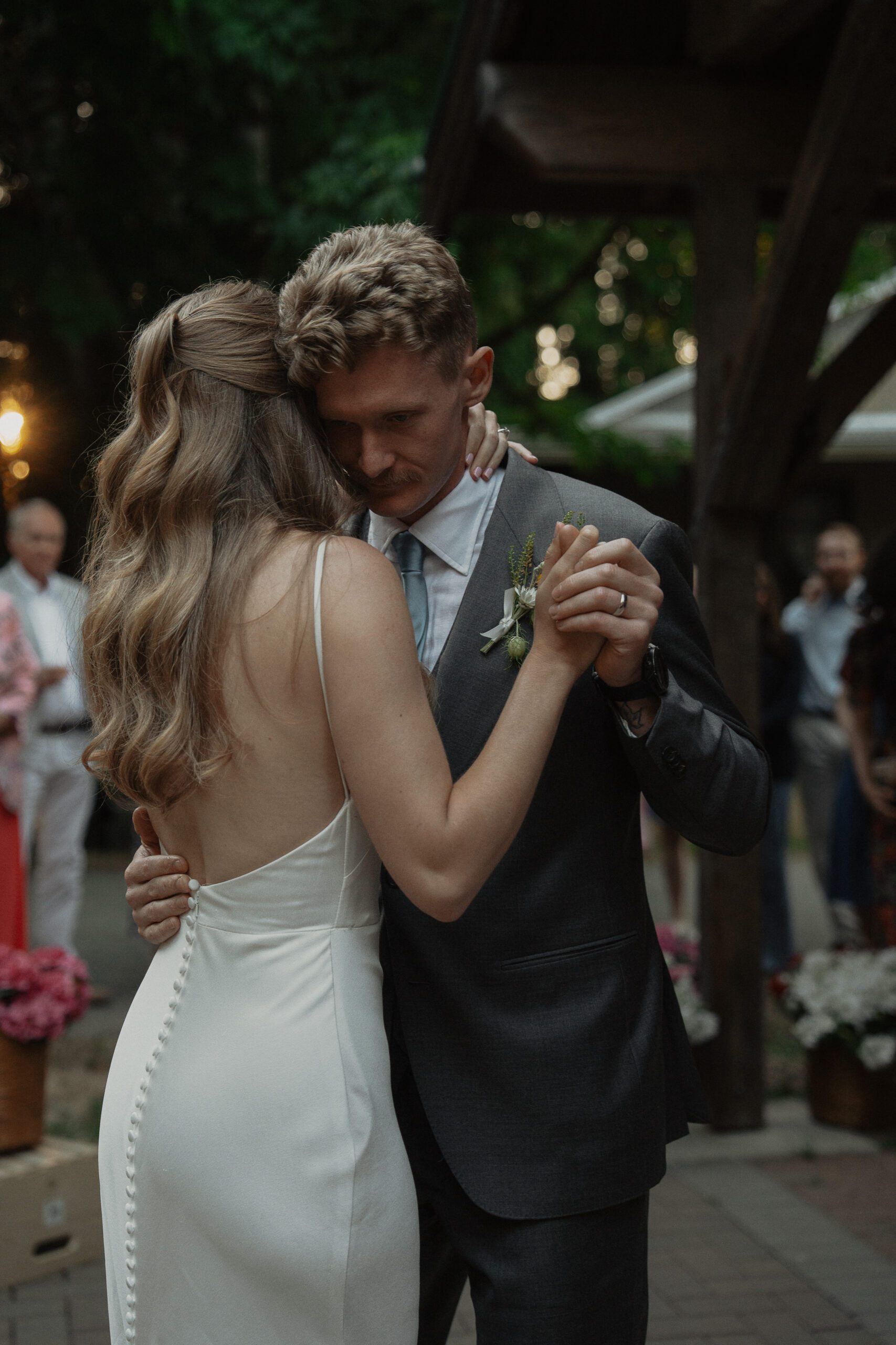 Bride and groom first dance on their wedding day at heritage acres in saanichton by latitude 49 photography